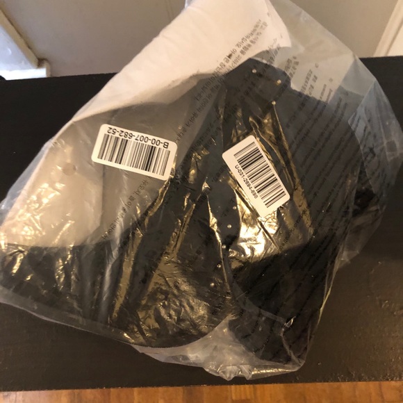 Black Studded Booties NWT - Picture 5 of 5